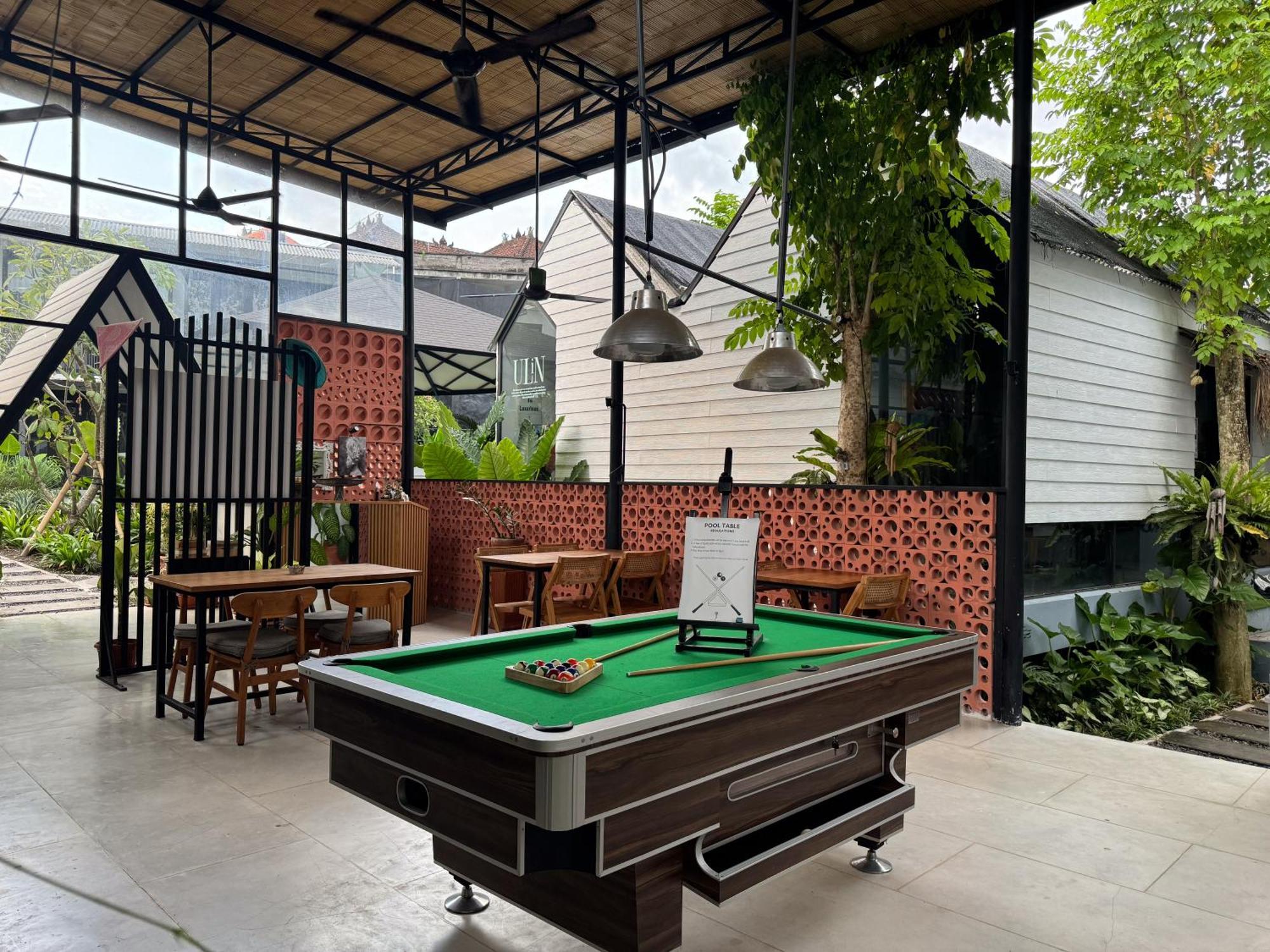 The Jungle Hostel Canggu Exterior photo