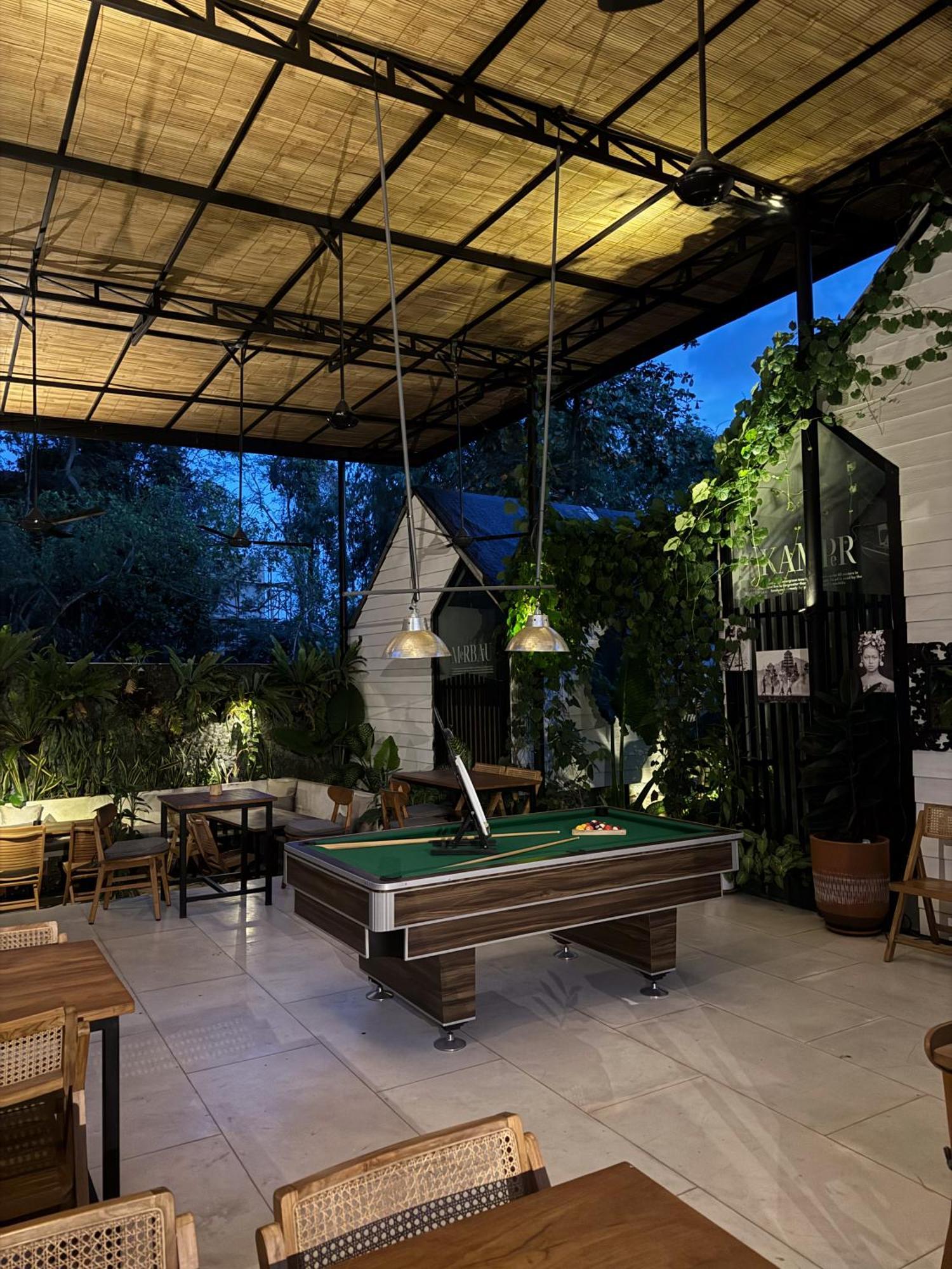 The Jungle Hostel Canggu Exterior photo