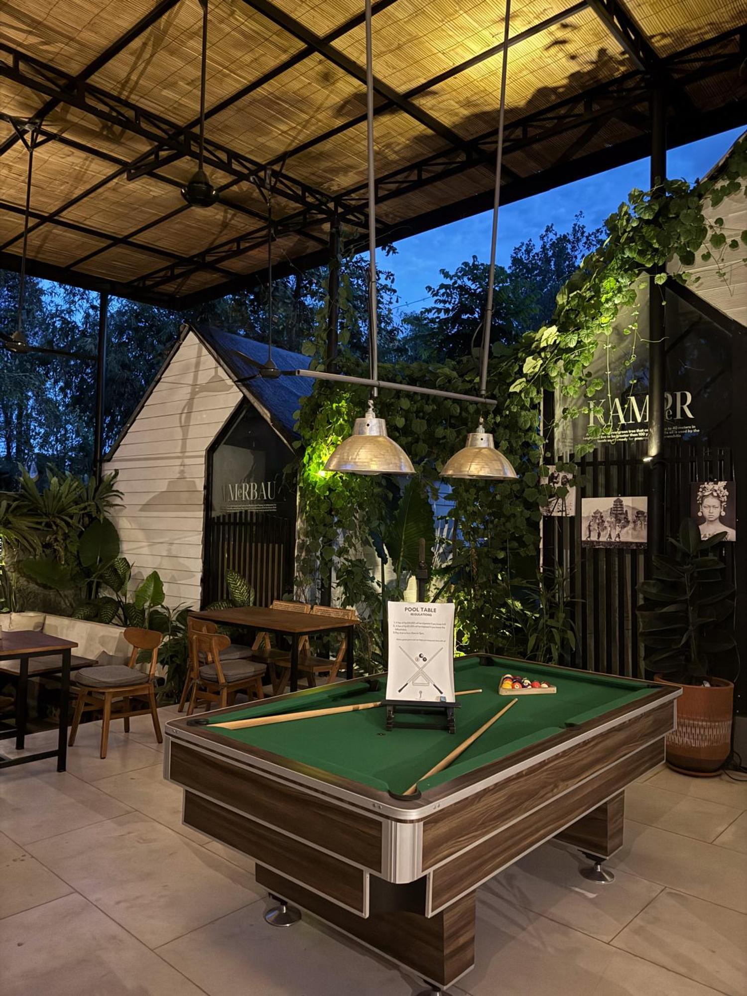 The Jungle Hostel Canggu Exterior photo